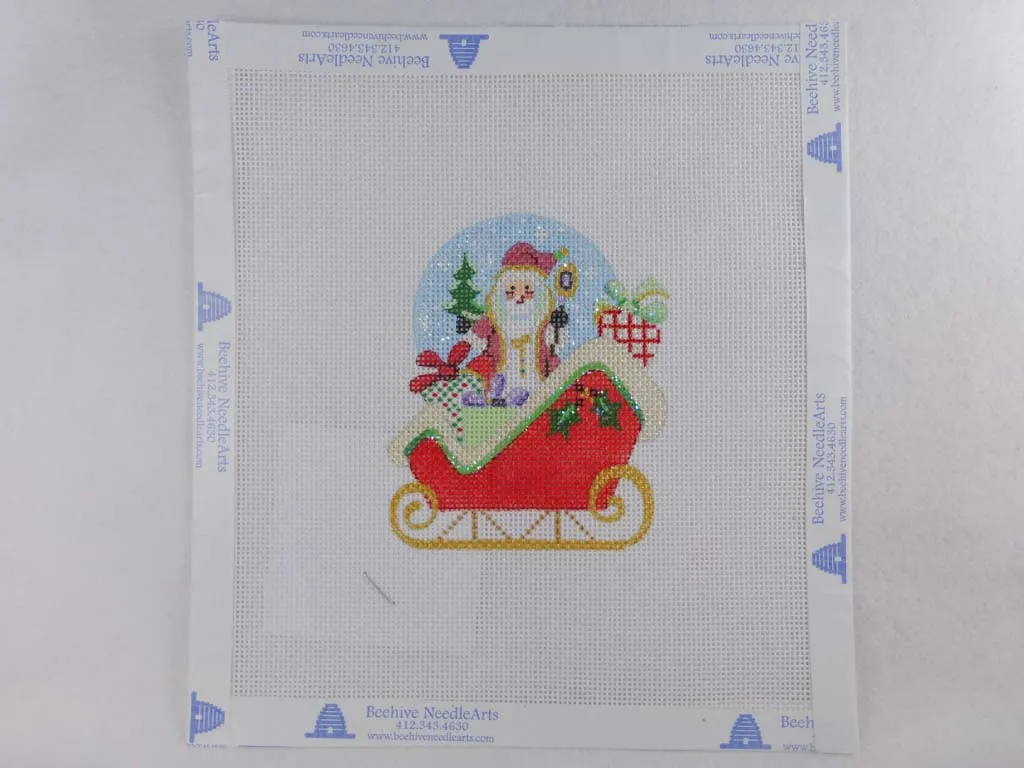 * Strictly Christmas COSG05 Snowglobe in a Sleigh