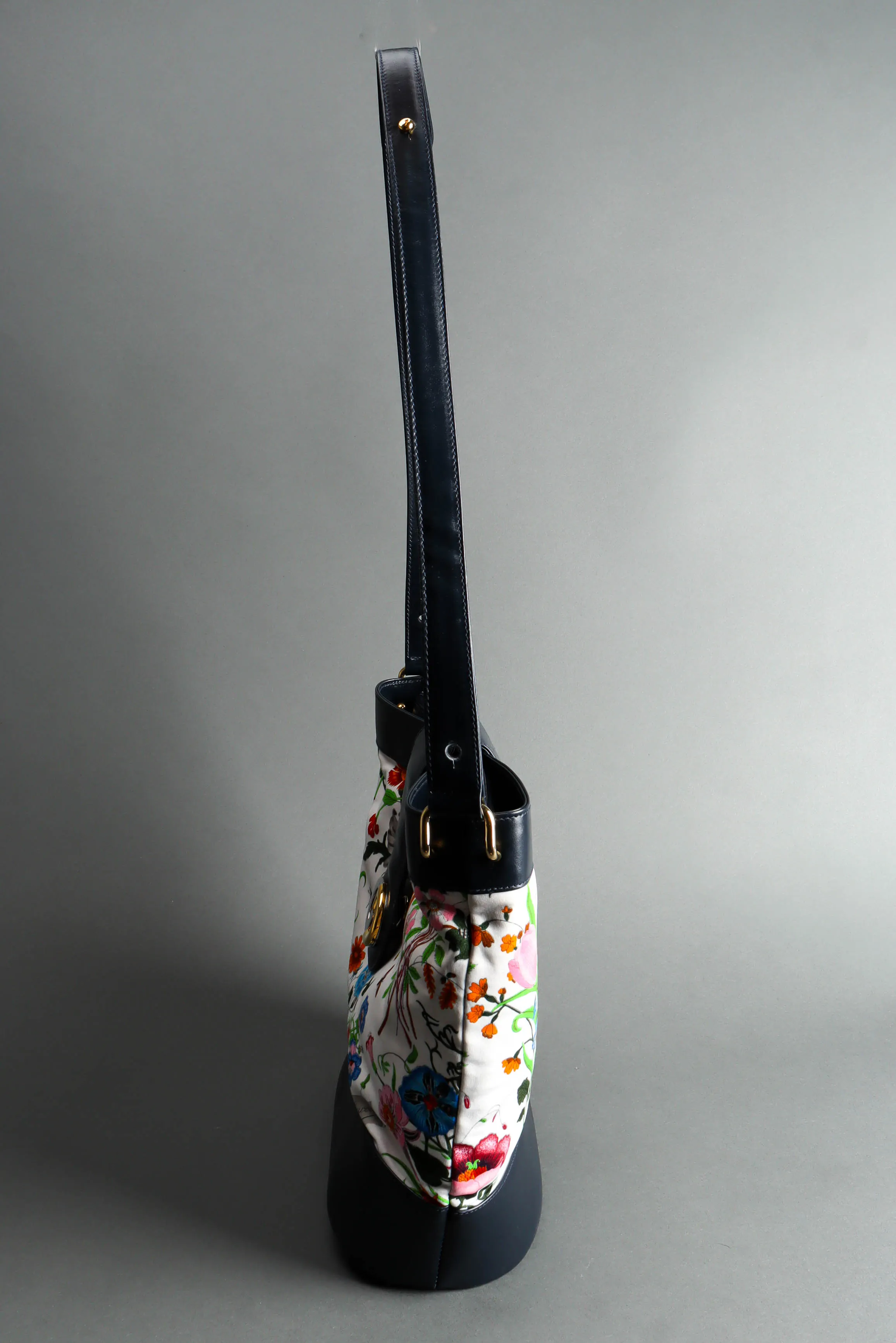 1980s Flora Bucket Shoulder Bag