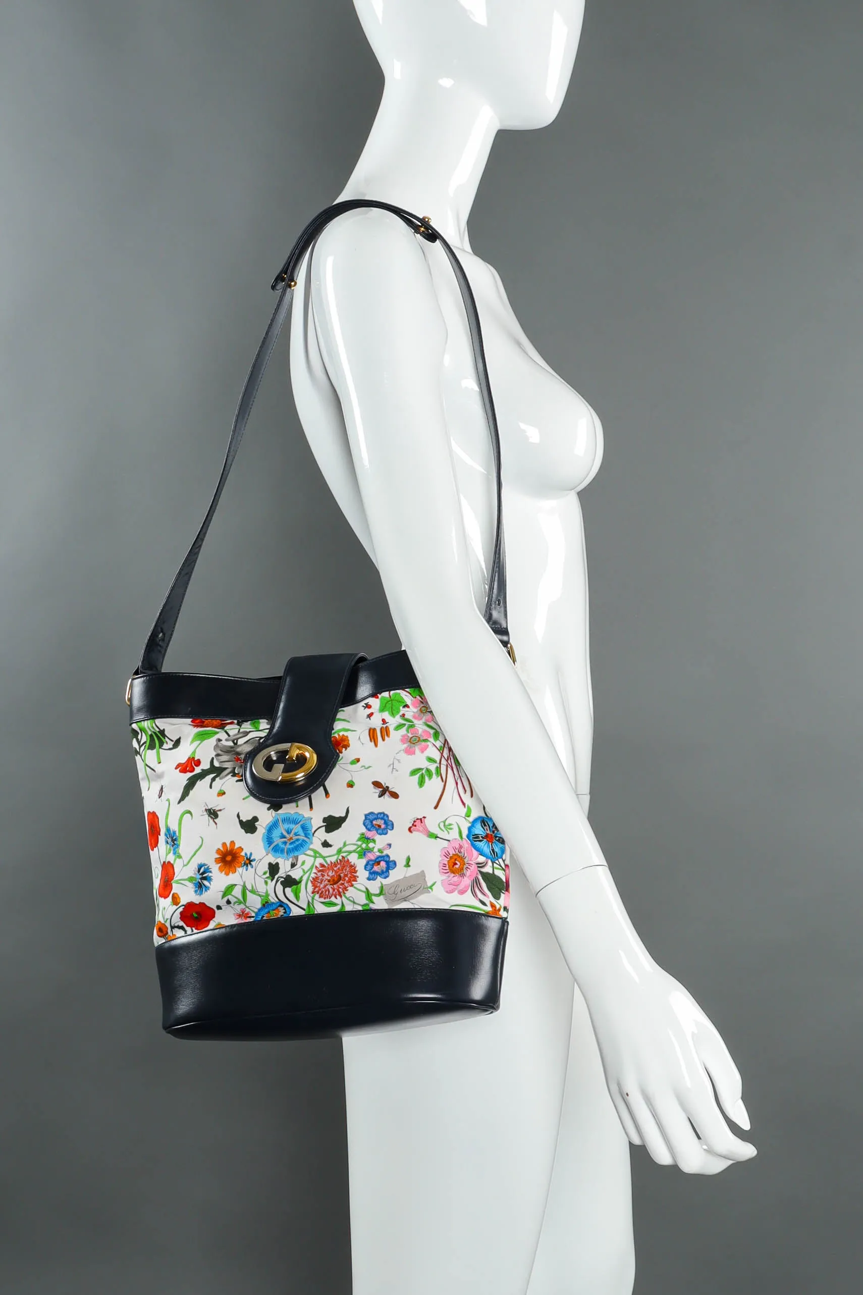 1980s Flora Bucket Shoulder Bag