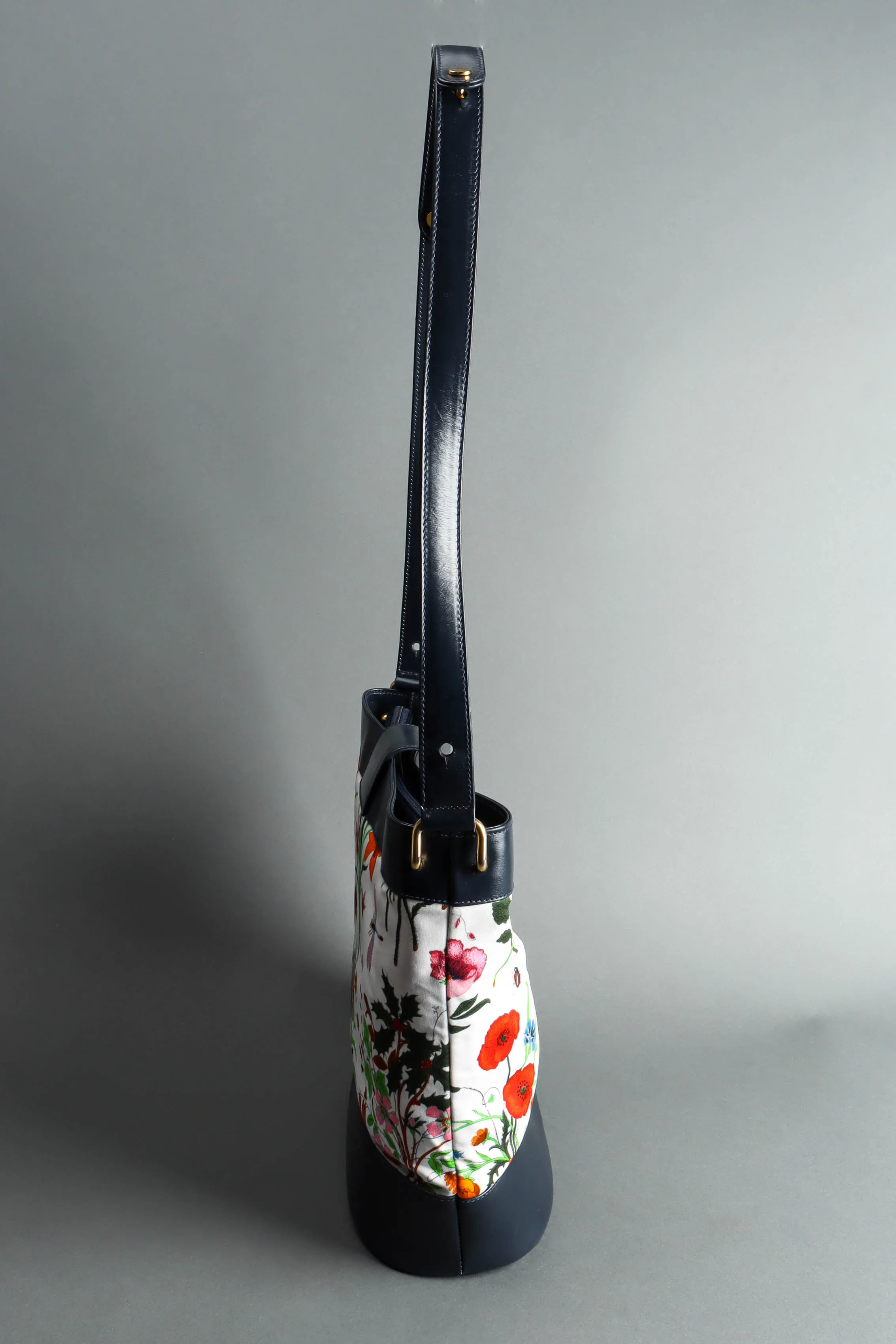 1980s Flora Bucket Shoulder Bag