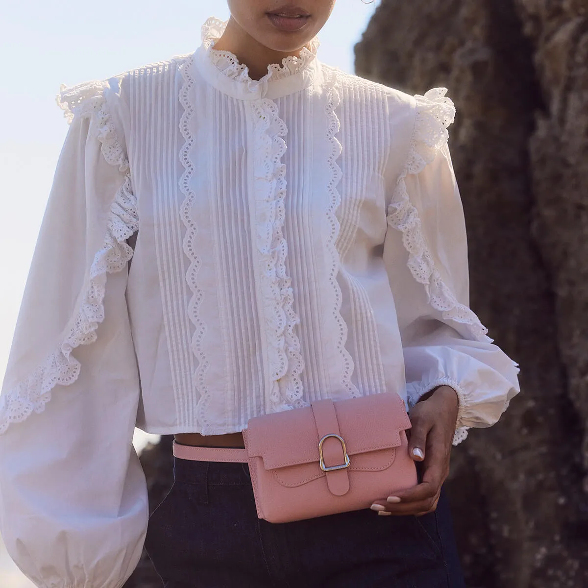 Almost Perfect | Mini Aria Élevée Belt Bag | Piccola