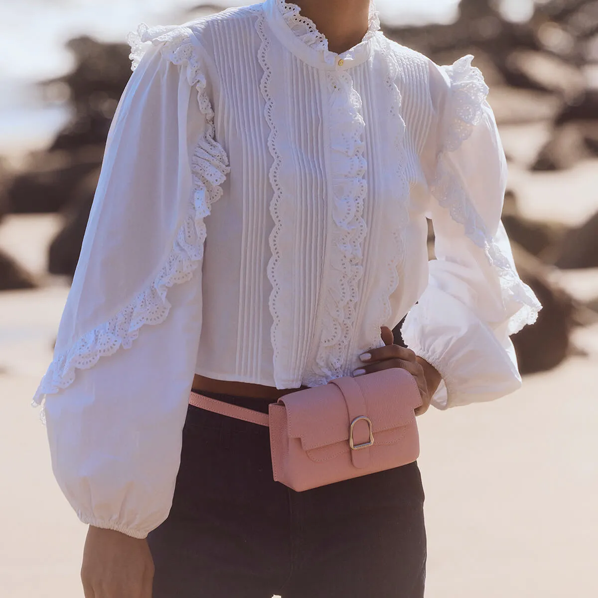 Almost Perfect | Mini Aria Élevée Belt Bag | Piccola