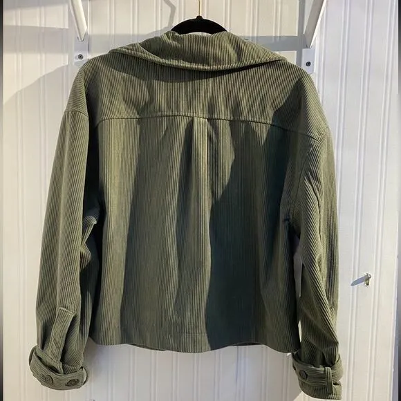 &quot;Avec Les Filles Oversized Green Corduroy Jacket *SIZE: S
