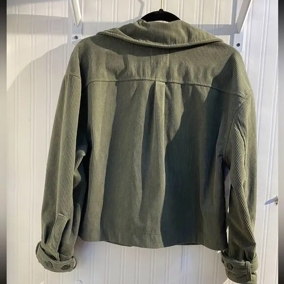 &quot;Avec Les Filles Oversized Green Corduroy Jacket *SIZE: S