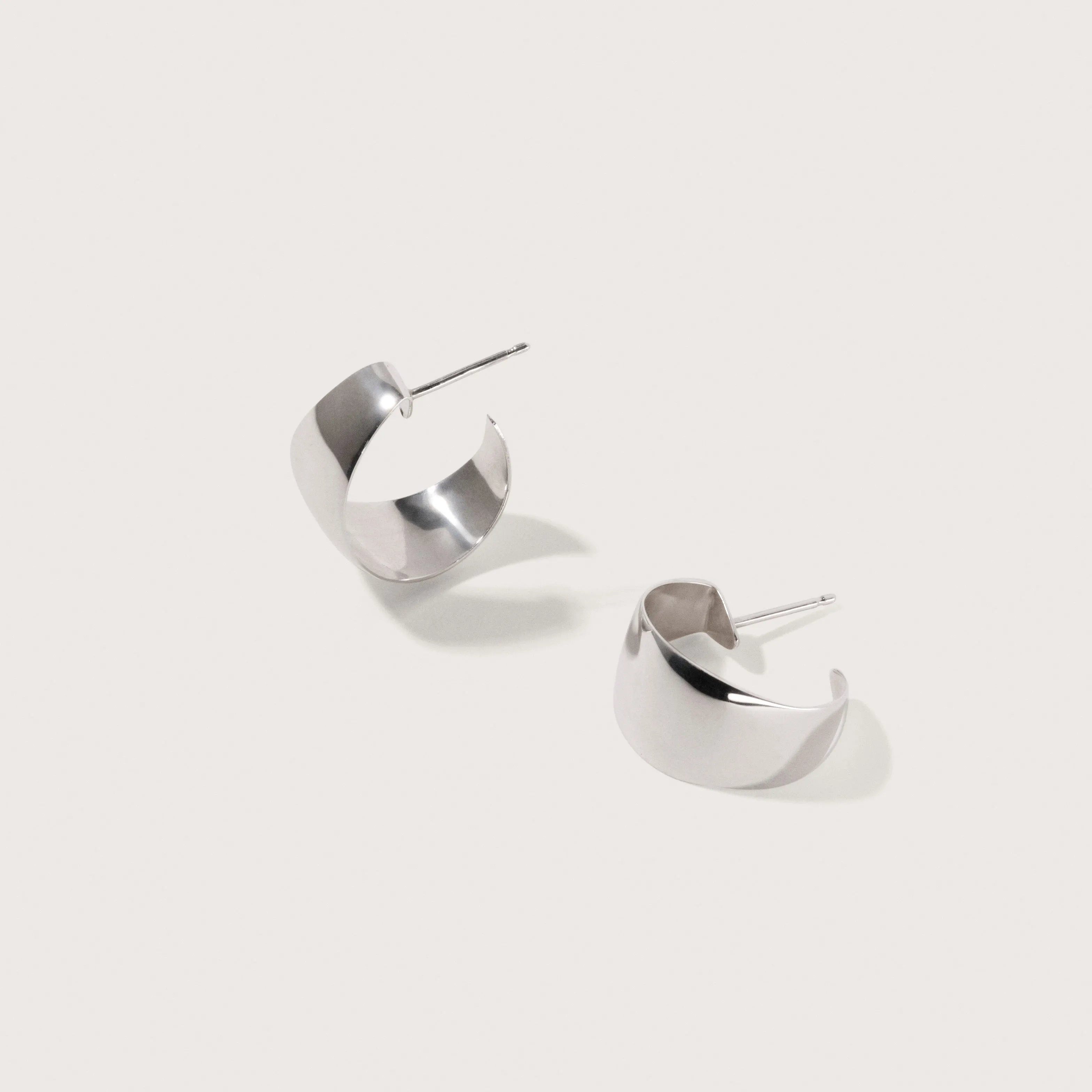 Anais Hoops Mini