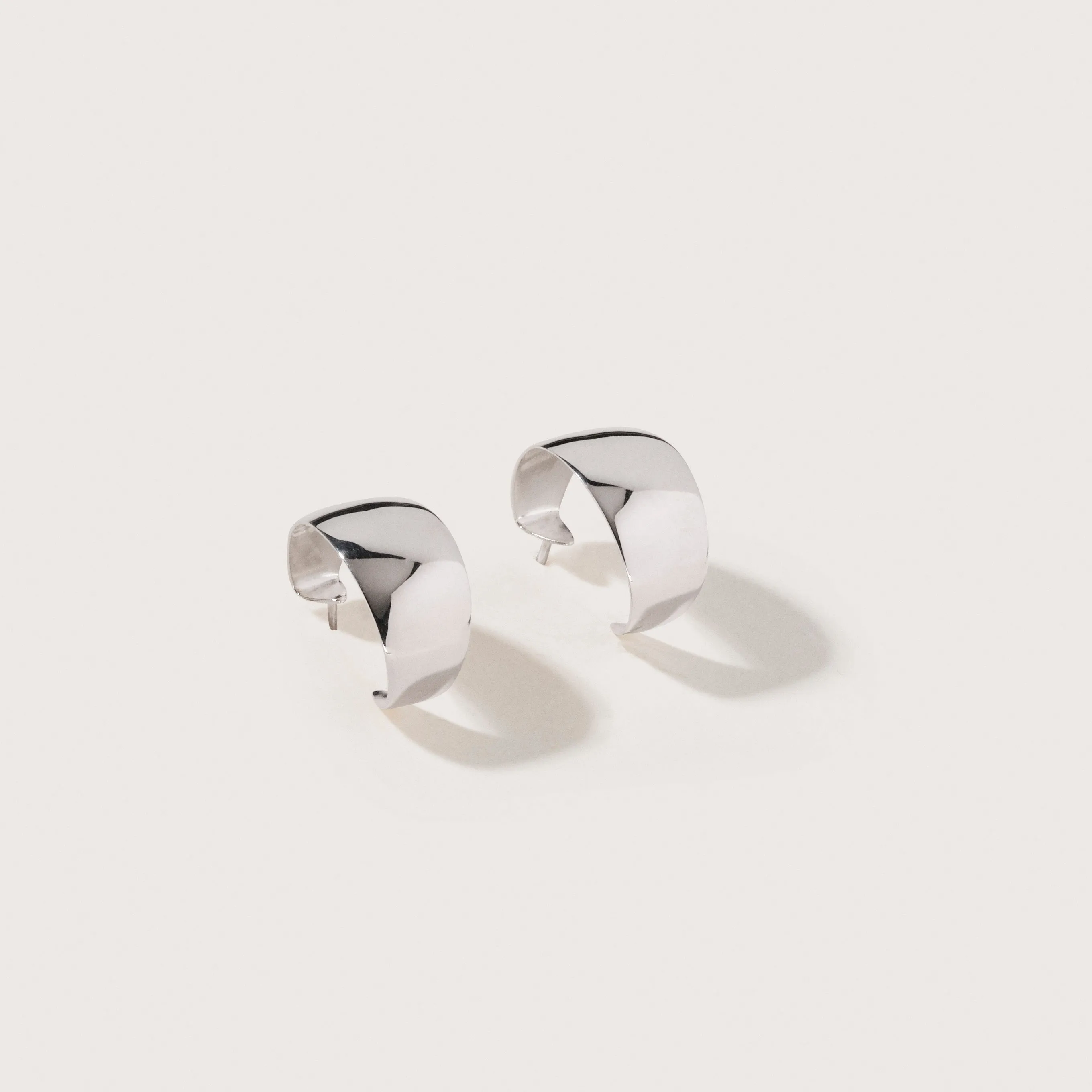 Anais Hoops Mini