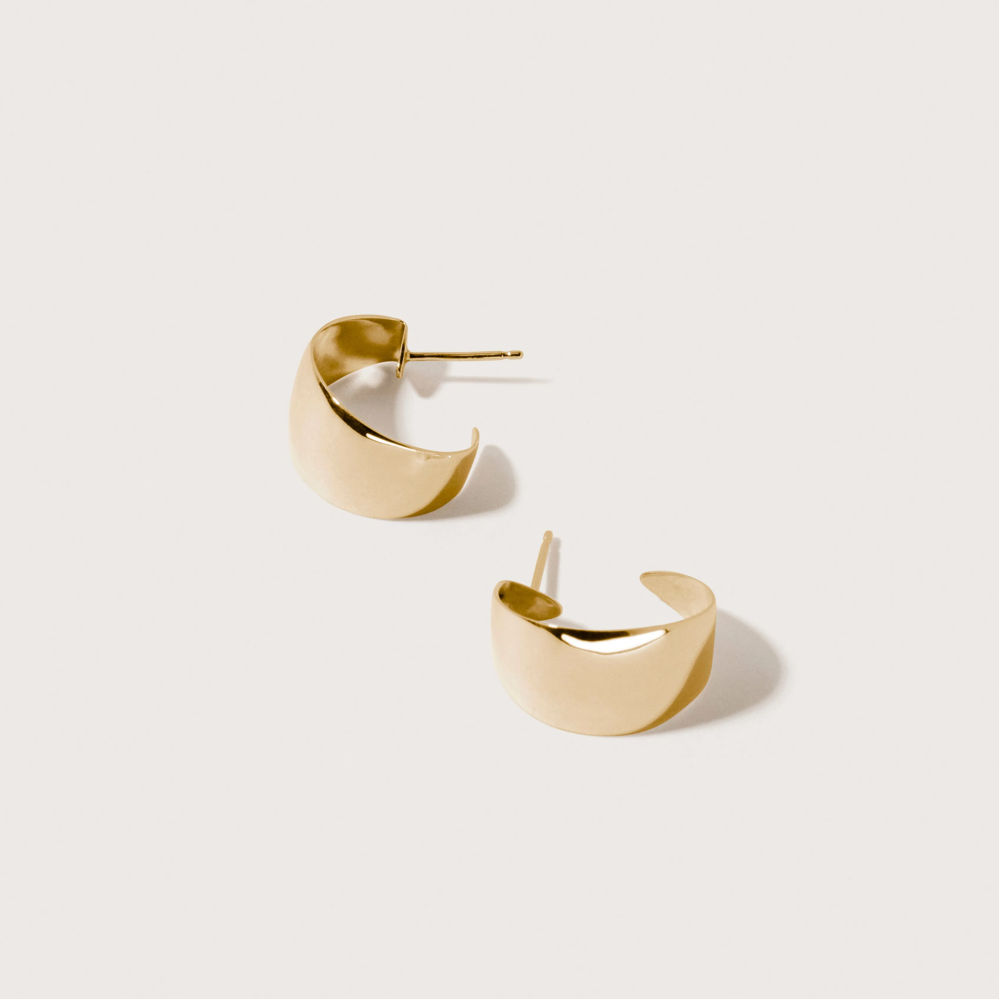 Anais Hoops Mini