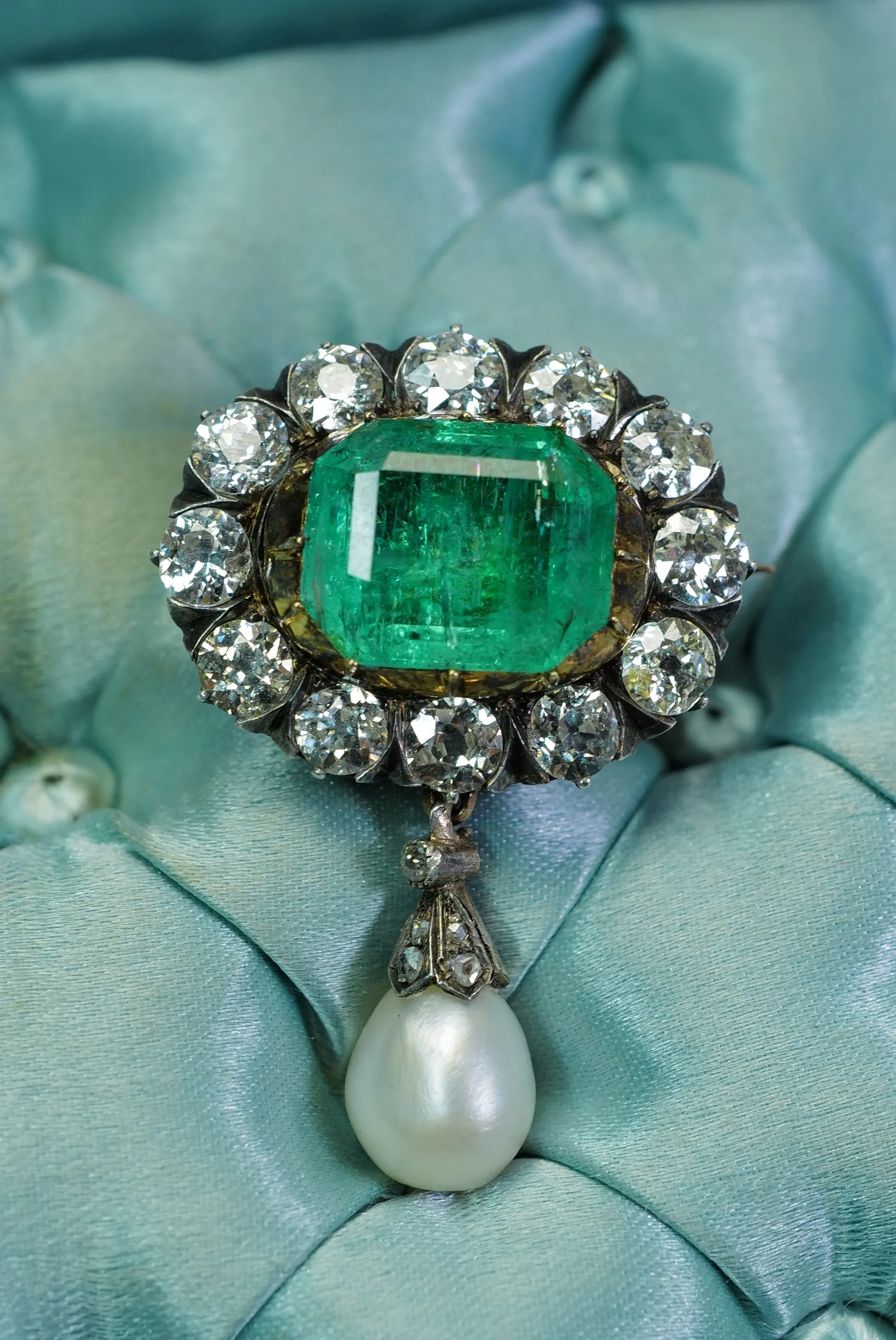 Antique Russian emerald and natural pearl brooch
