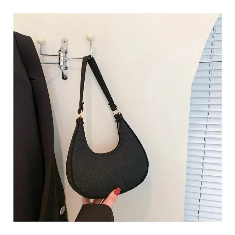 Casual Single Shoulder Dumpling Handbag