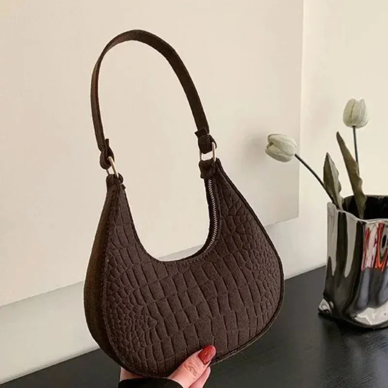 Casual Single Shoulder Dumpling Handbag
