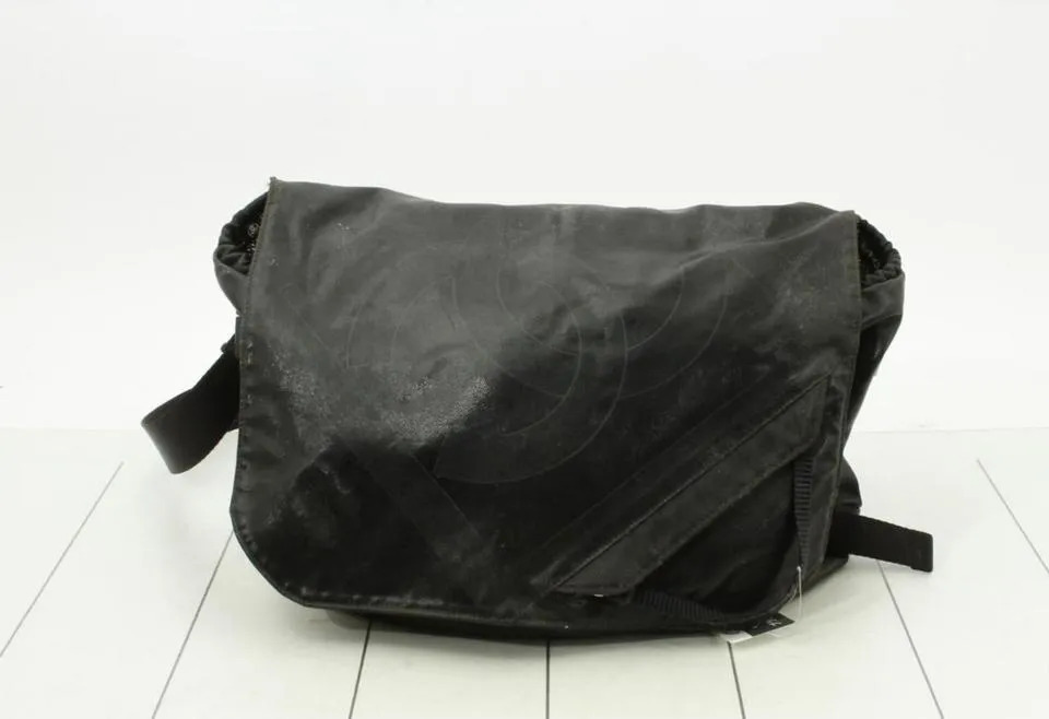 Chanel Black CC Logo Messenger Crossbody Bag  861812