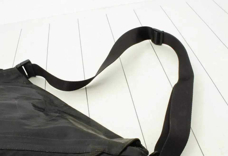 Chanel Black CC Logo Messenger Crossbody Bag  861812