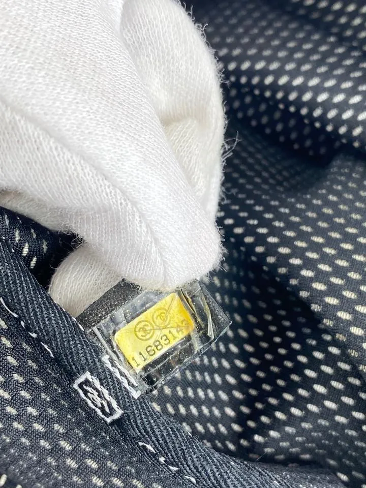 Chanel Black CC Logo Messenger Crossbody Bag  861812