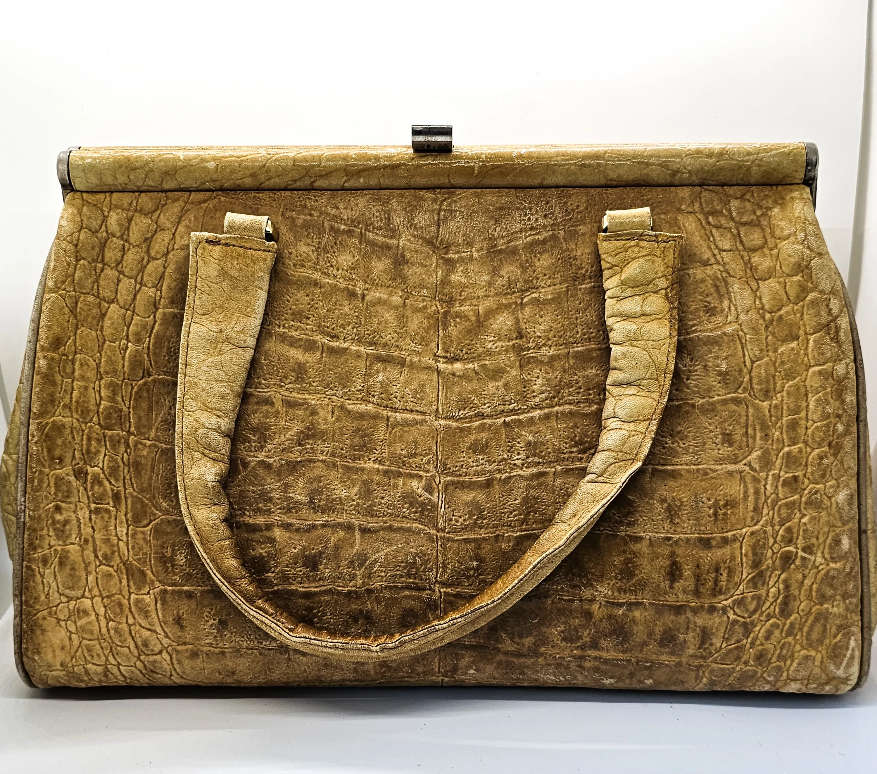 Crocodile light tan vintage retro genuine leather handbag purse
