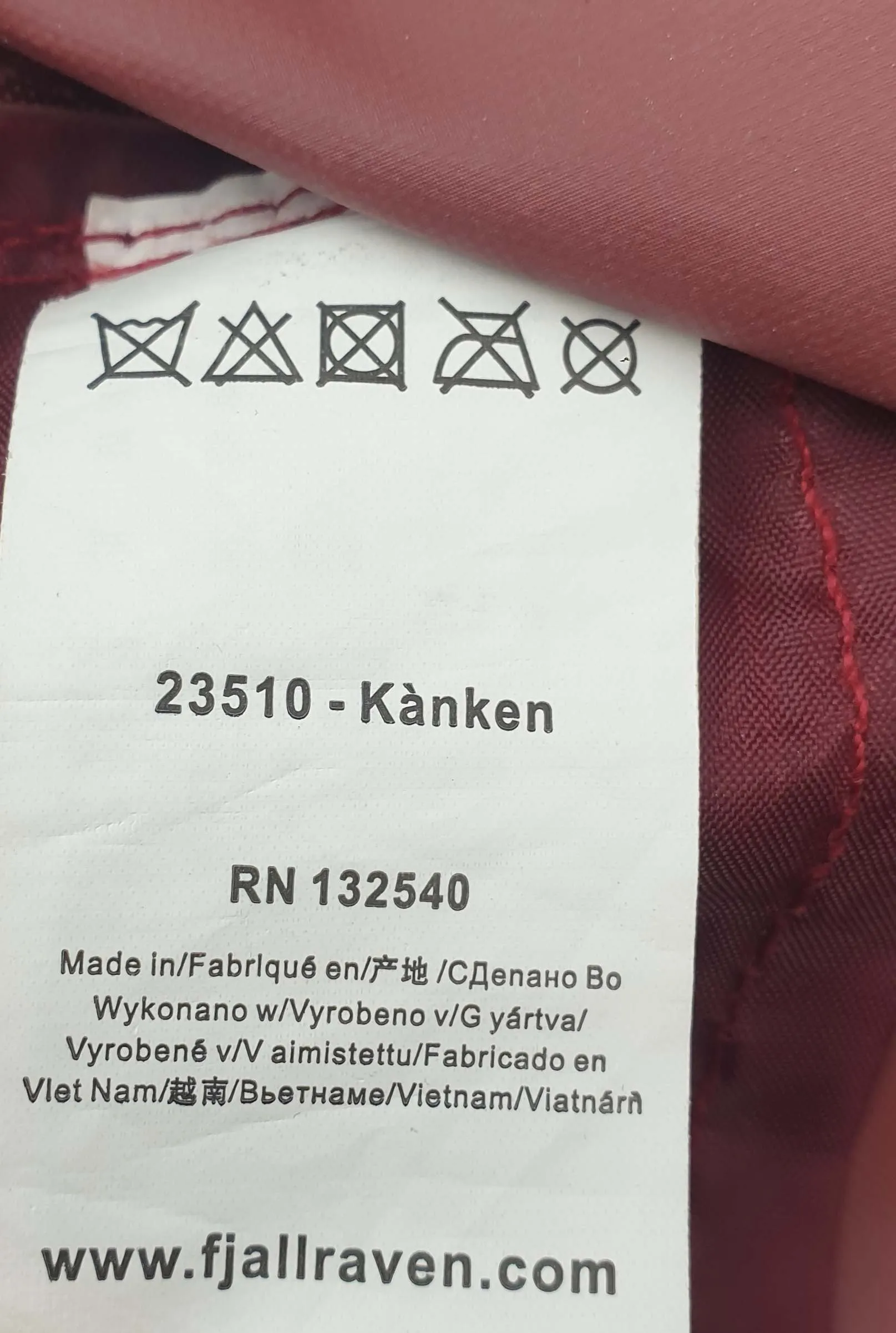 Fjallraven Kanken berry red backpack