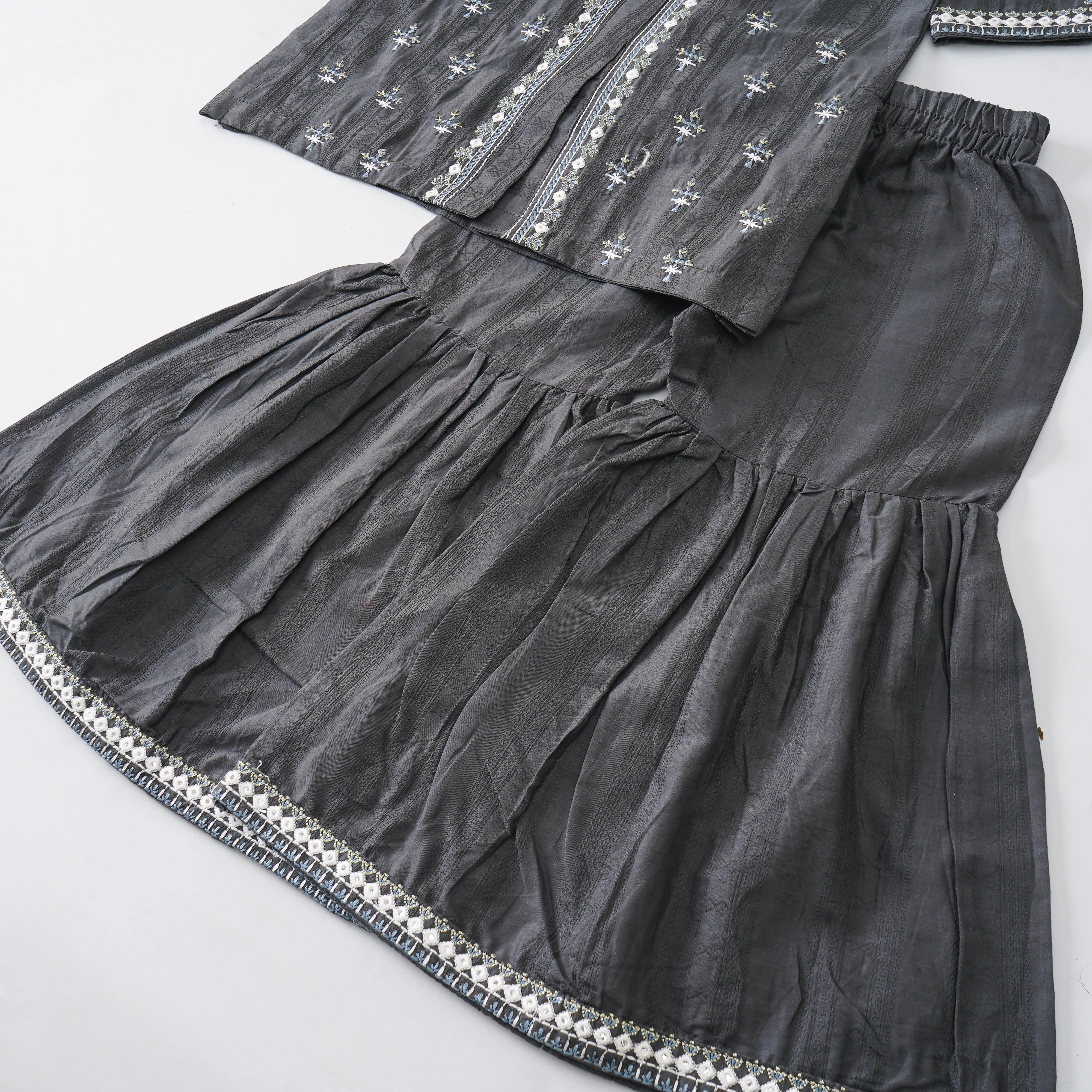 Girls Suit (2420)