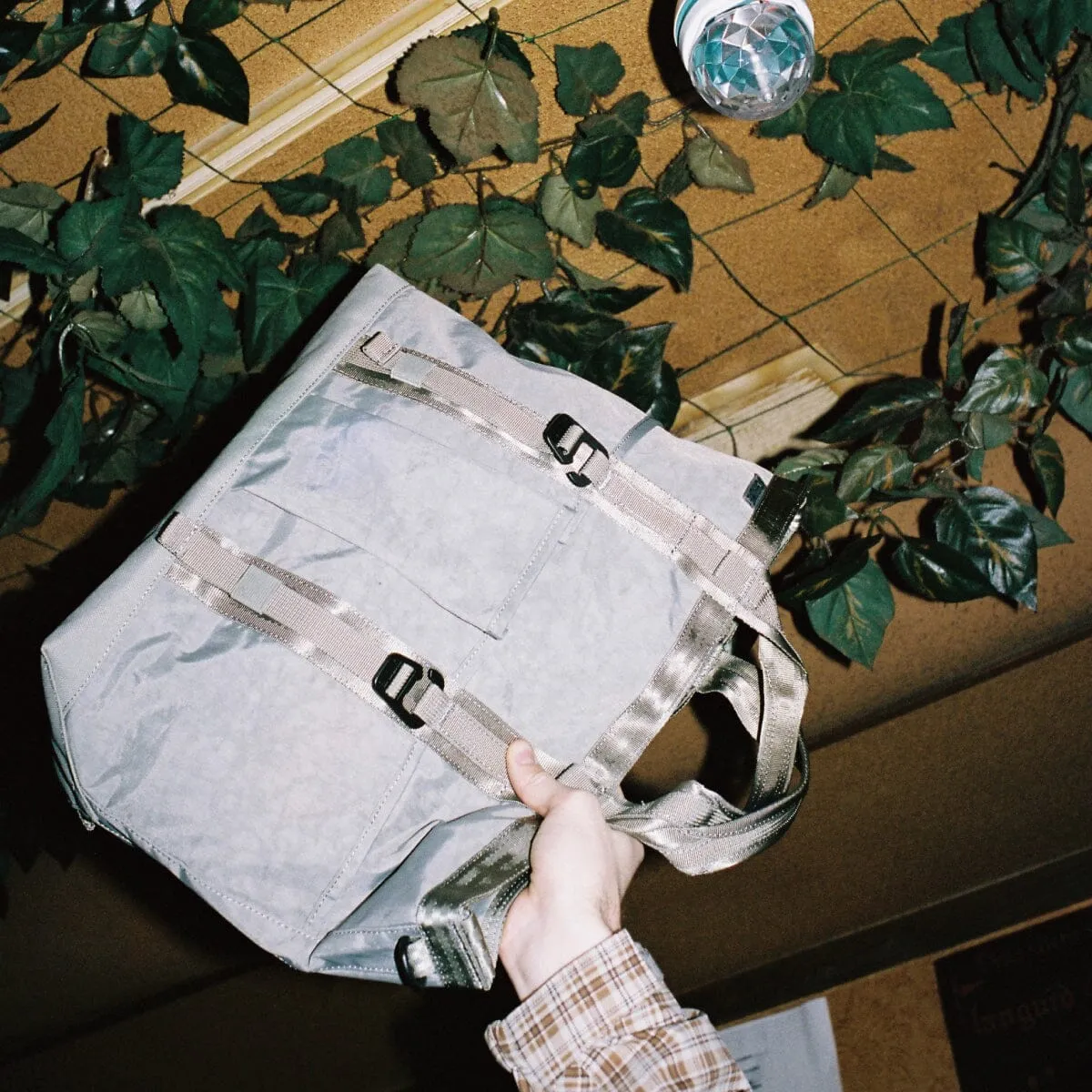 GROCERY TOTE MSNGR 28L