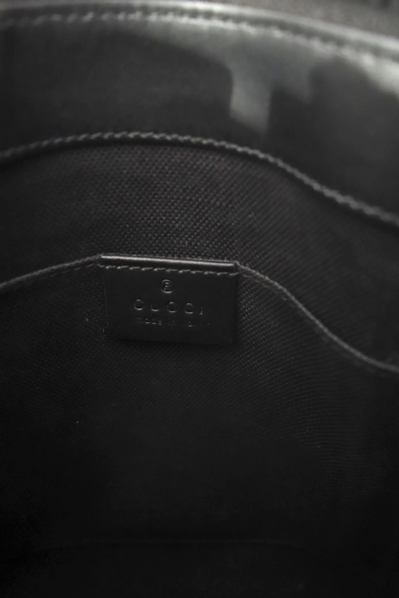Gucci GG Supreme Messenger Bag*