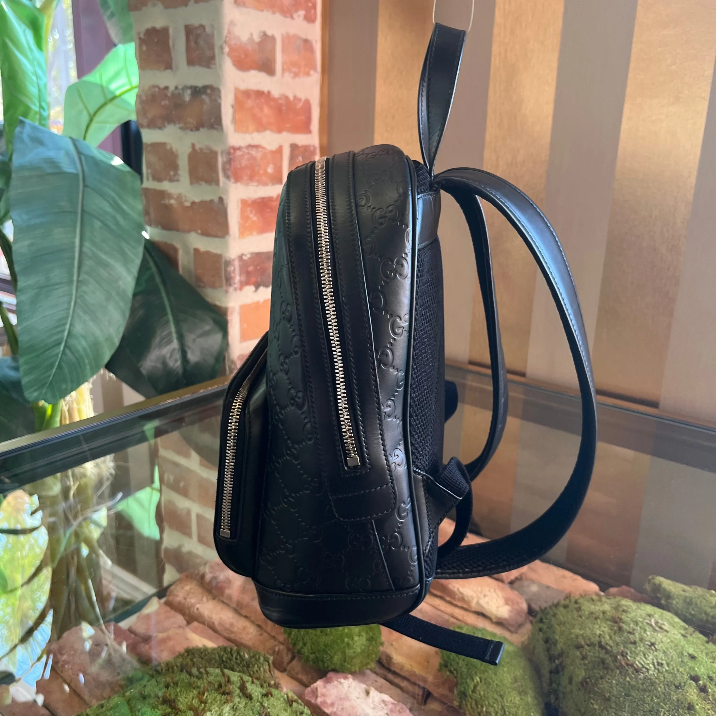 GUCCI Guccissima Signature Small Black Day Backpack
