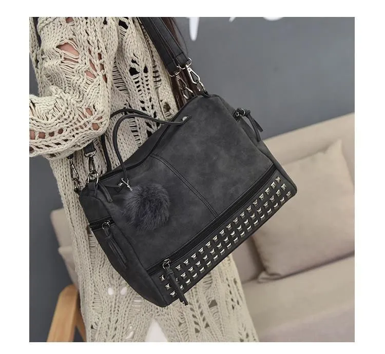 Handbag with Ball