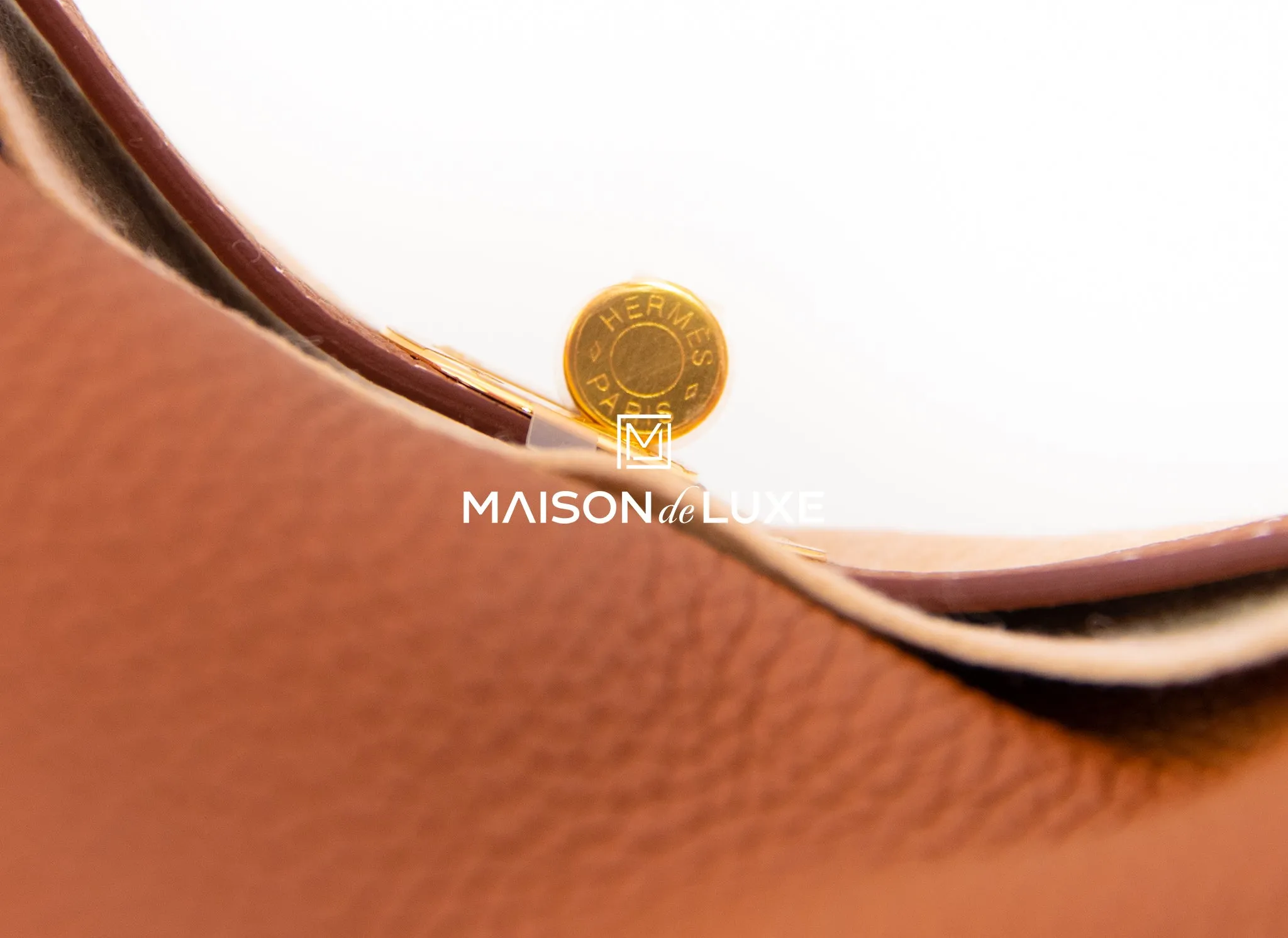 Hermes Gold Brown Clemence Lindy 26 Handbag