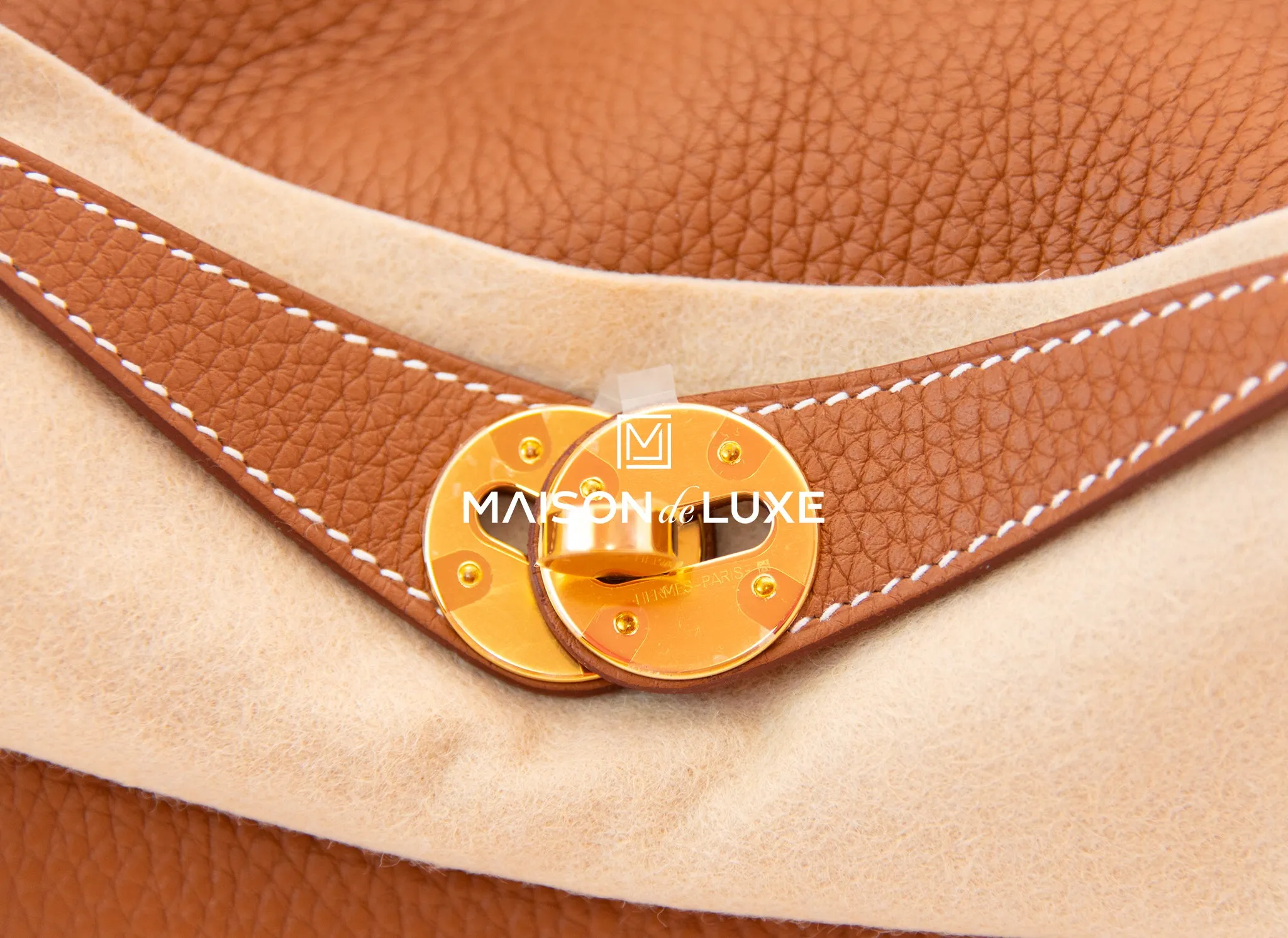 Hermes Gold Brown Clemence Lindy 26 Handbag