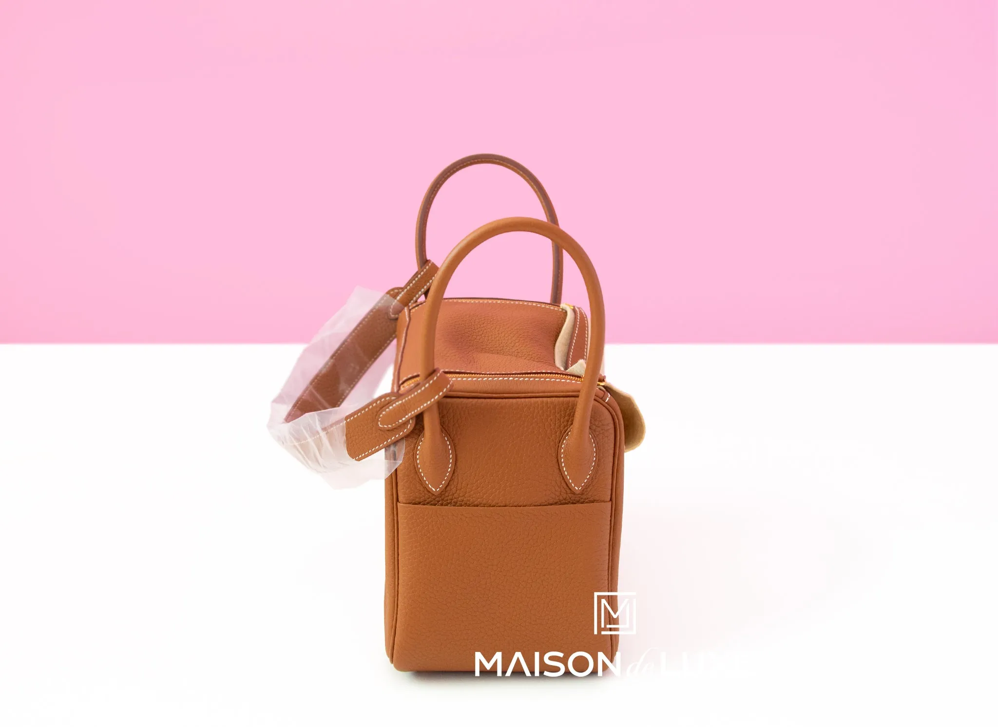 Hermes Gold Brown Clemence Lindy 26 Handbag