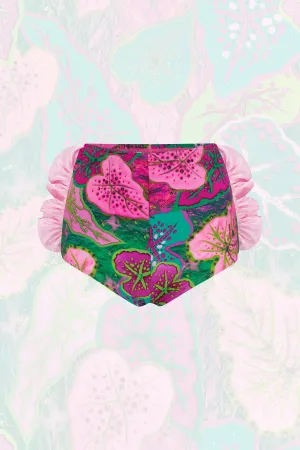 Hot Pants in Cala Elysuim