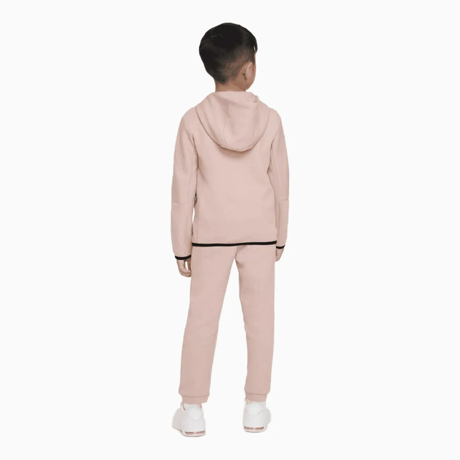 Kid's Sportswear Tech Fleece Outfit