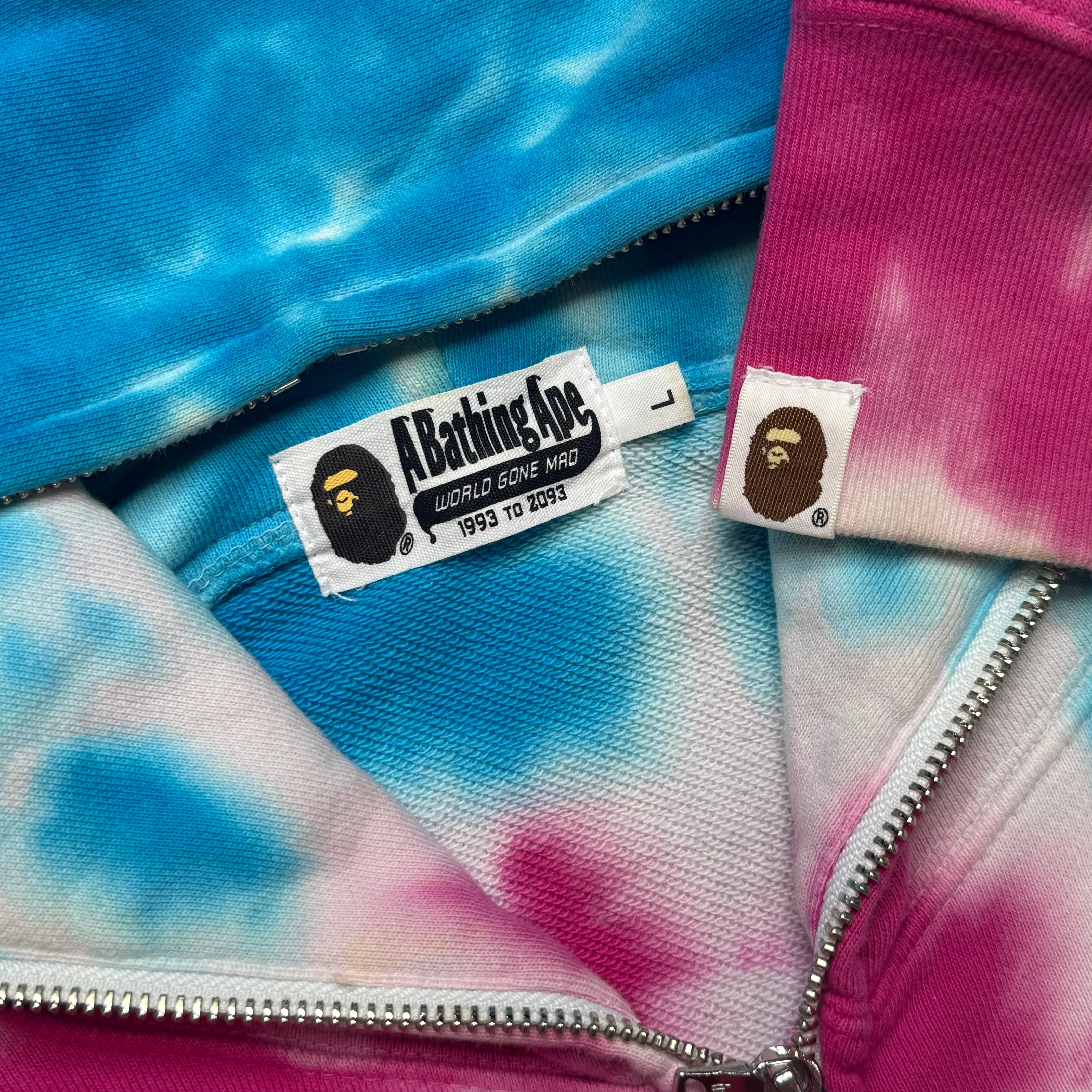 [L] Bape Tie-Dye Shark Hoodie