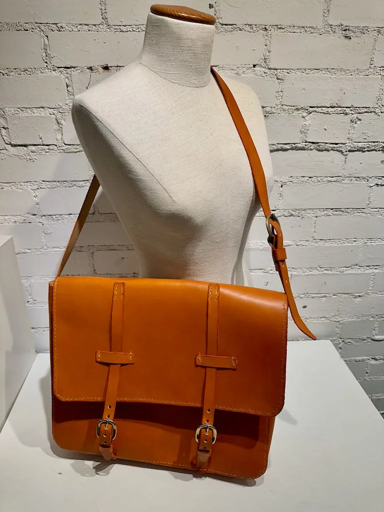LARGE SATCHEL BRIEFCASE WITH BRASS HARDWARE PB115
