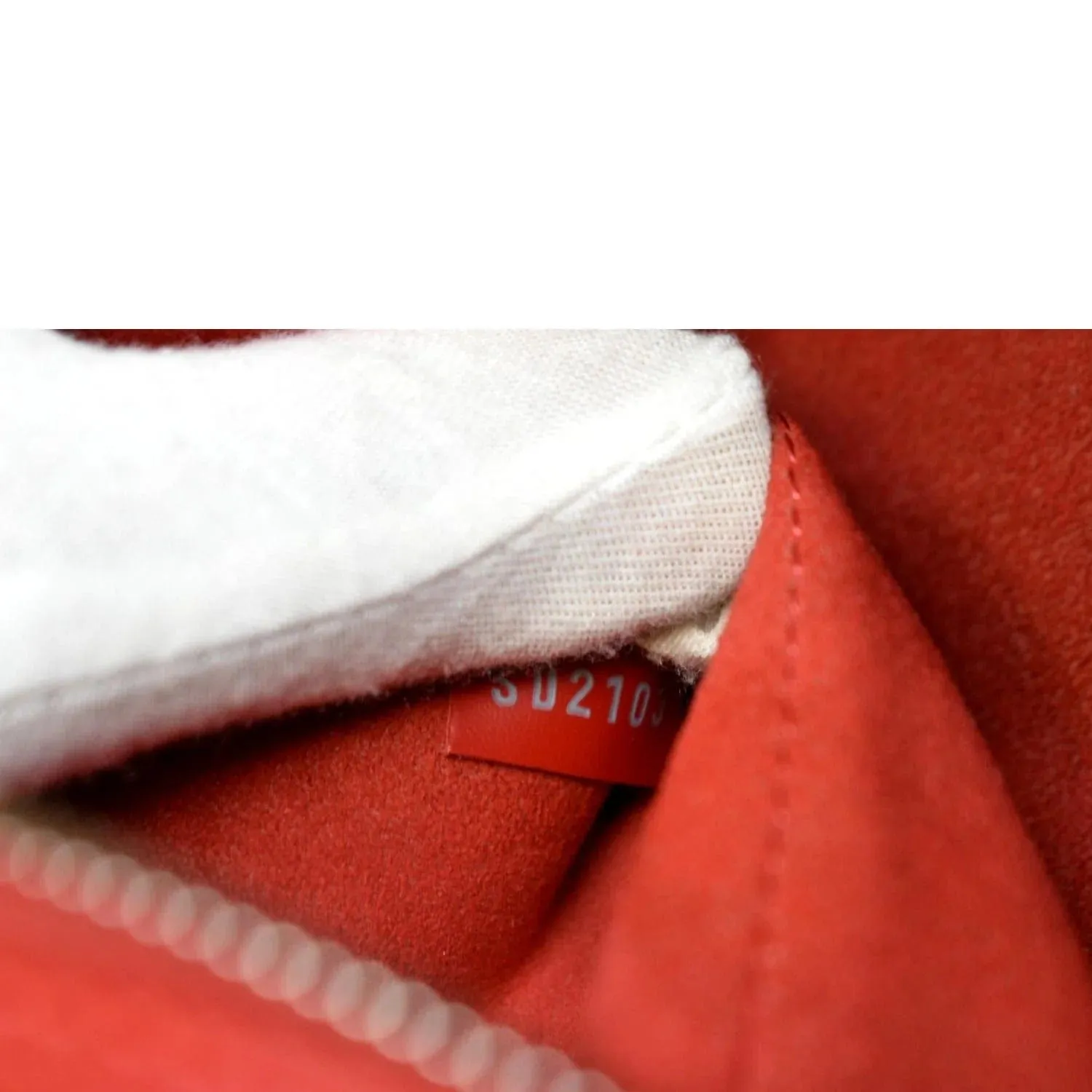 LOUIS VUITTON Alma BB Epi Leather Satchel Crossbody Bag Red