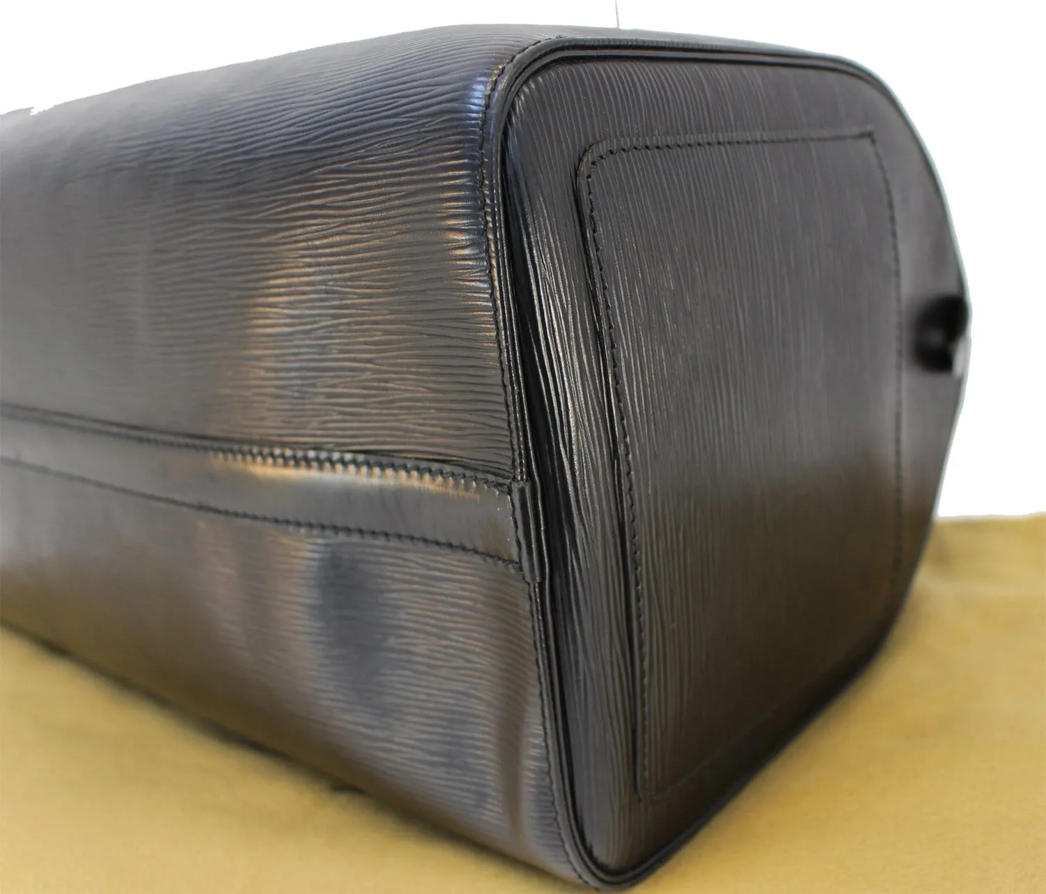 LOUIS VUITTON Epi Leather Black Speedy 40 Handbag