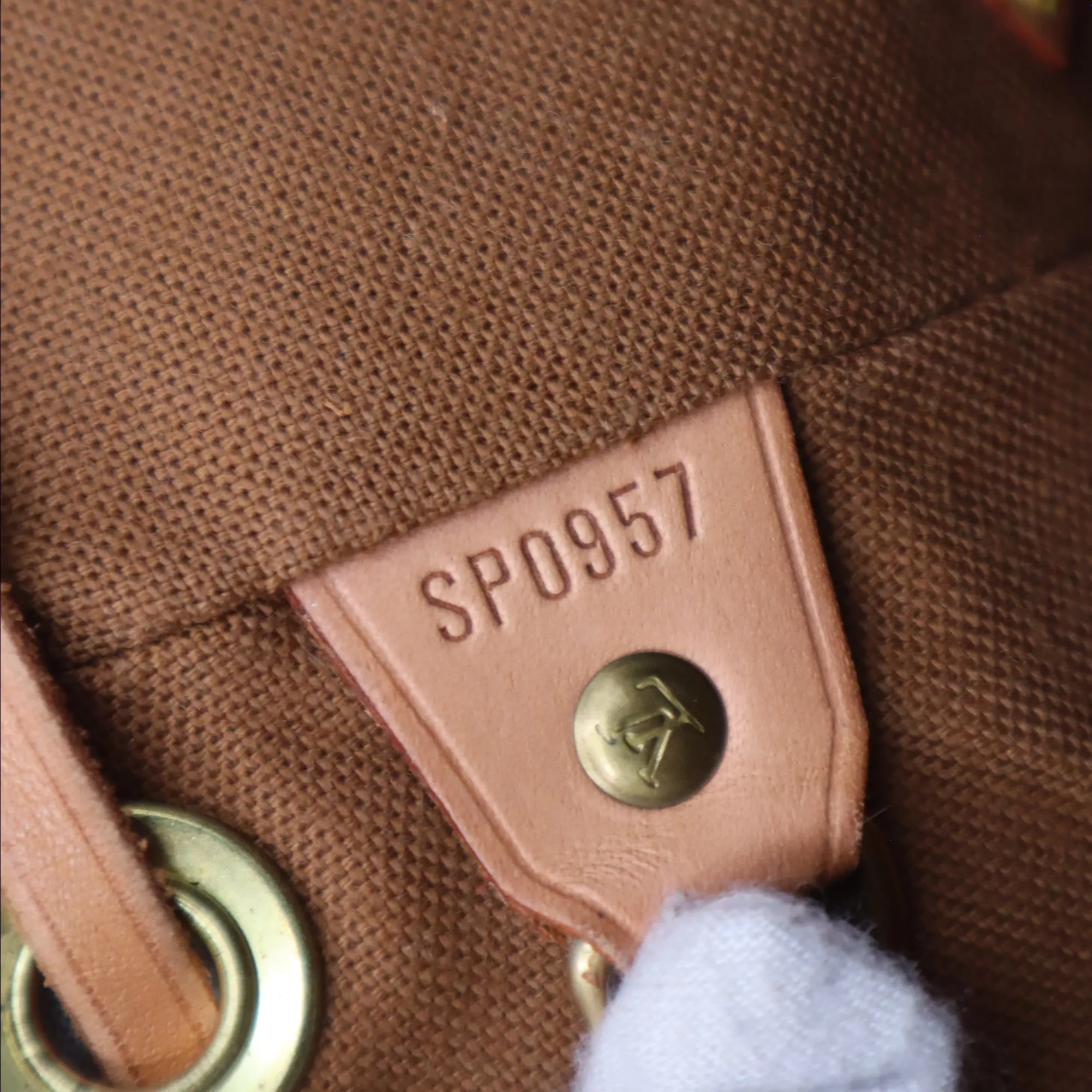 Louis Vuitton Monogram Canvas Montsouris MM Backpack SP0957