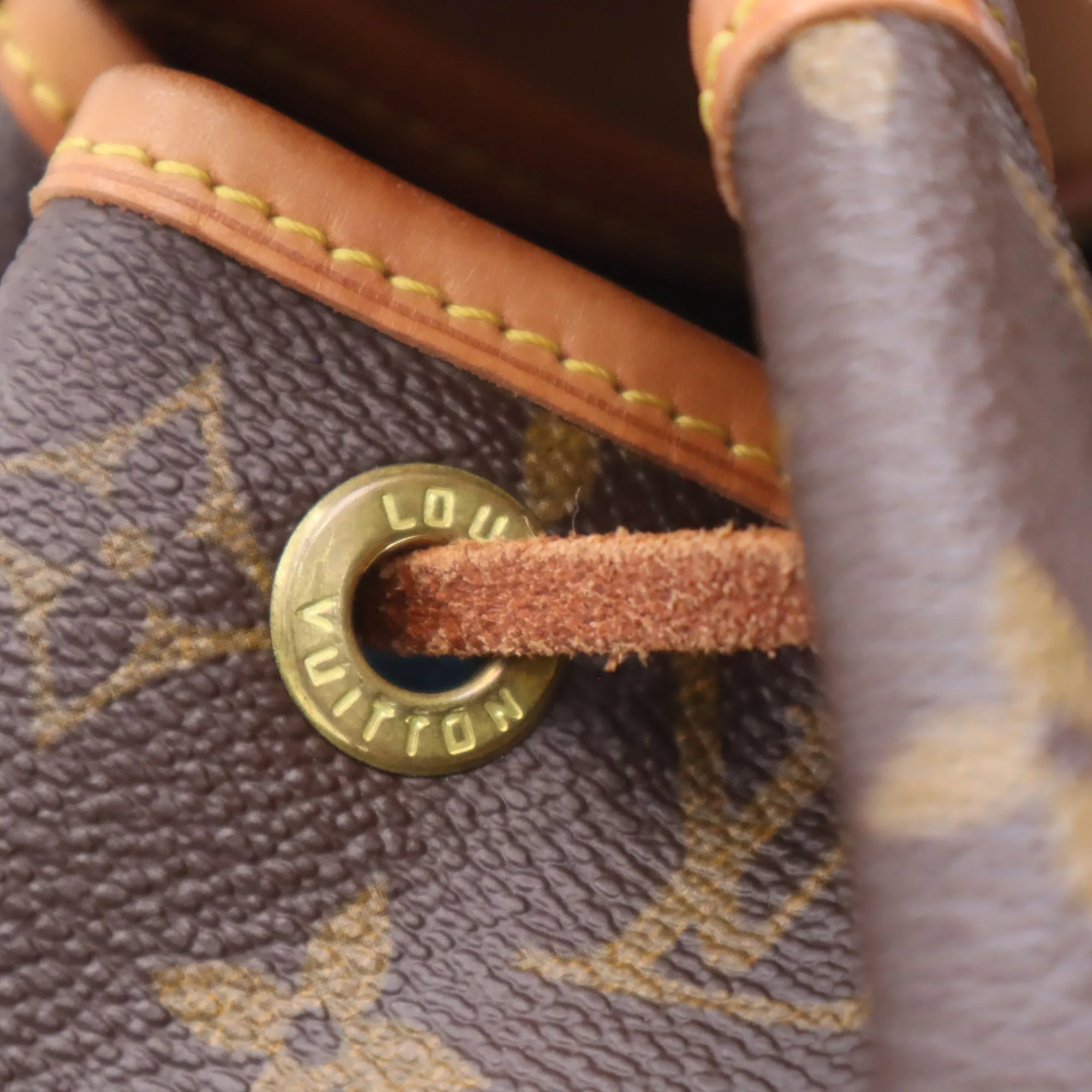 Louis Vuitton Monogram Canvas Montsouris MM Backpack SP0957