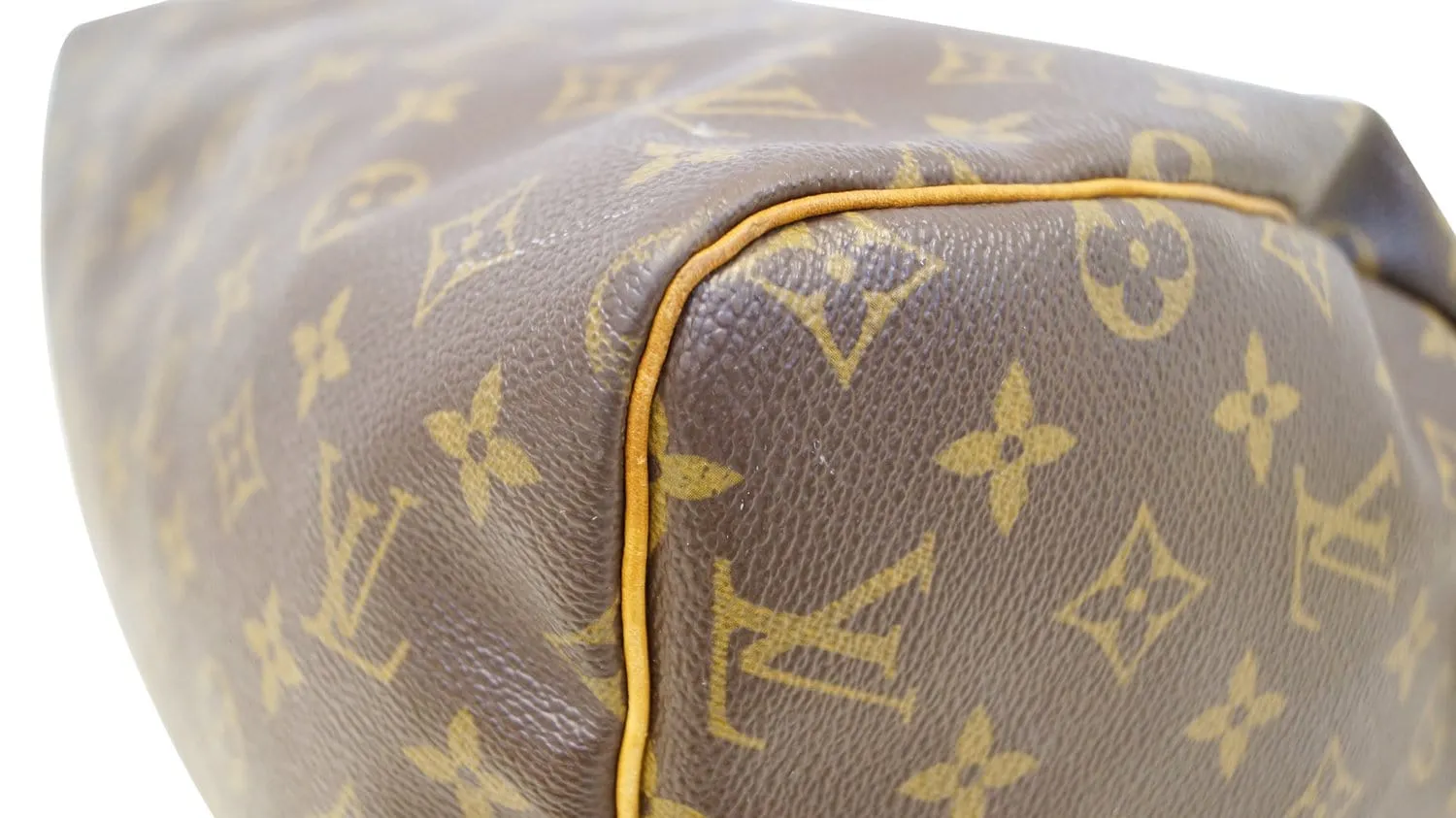 LOUIS VUITTON Monogram Canvas Speedy 30 Satchel Bag