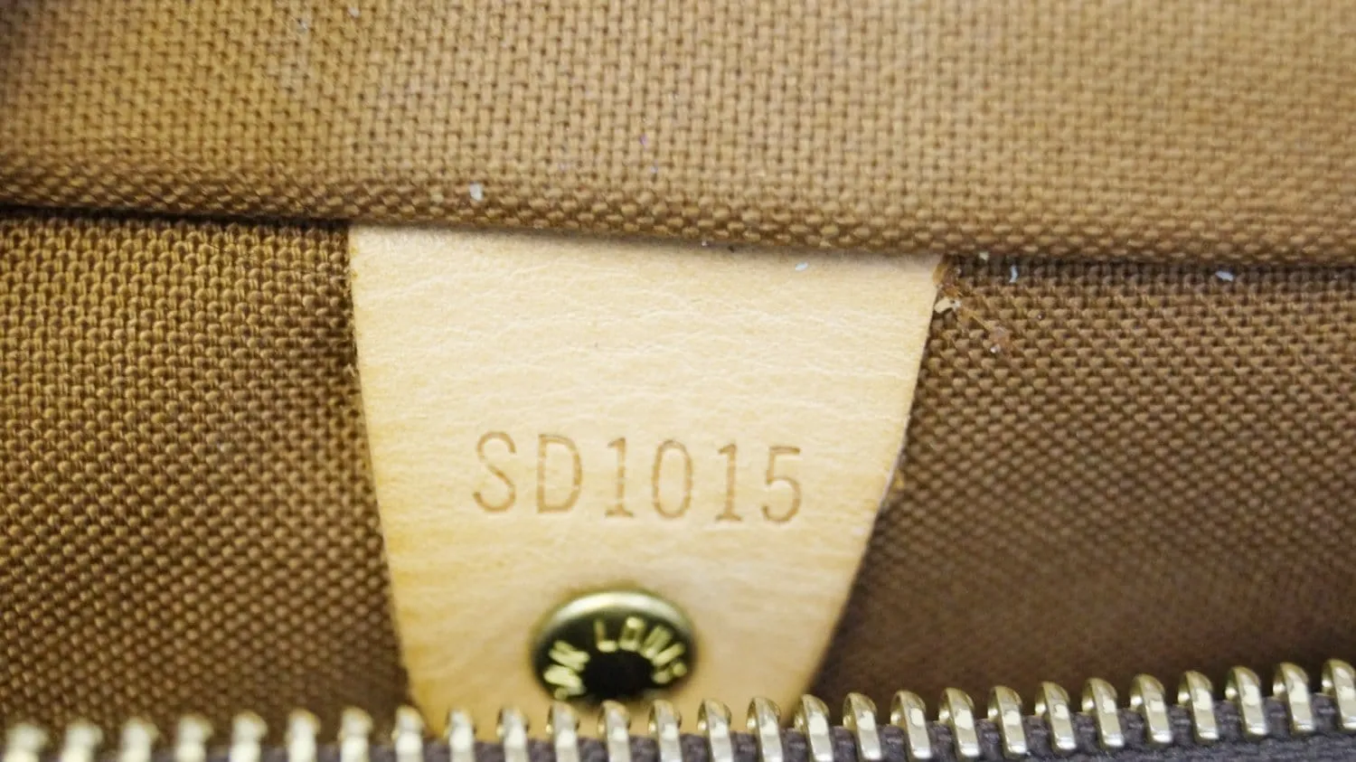 LOUIS VUITTON Monogram Canvas Speedy 30 Satchel Bag