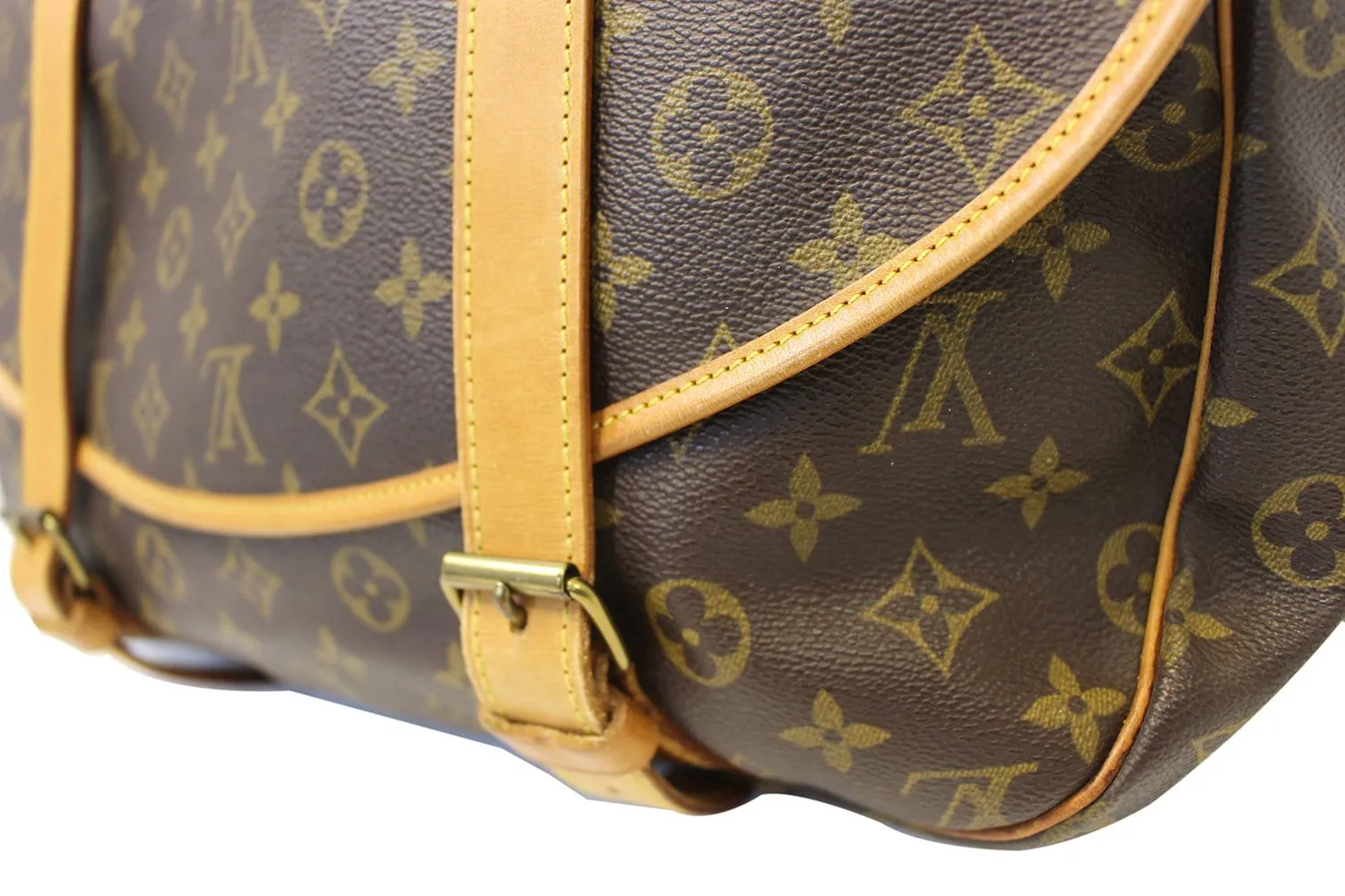 LOUIS VUITTON Monogram Saumur 43 Shoulder Bag