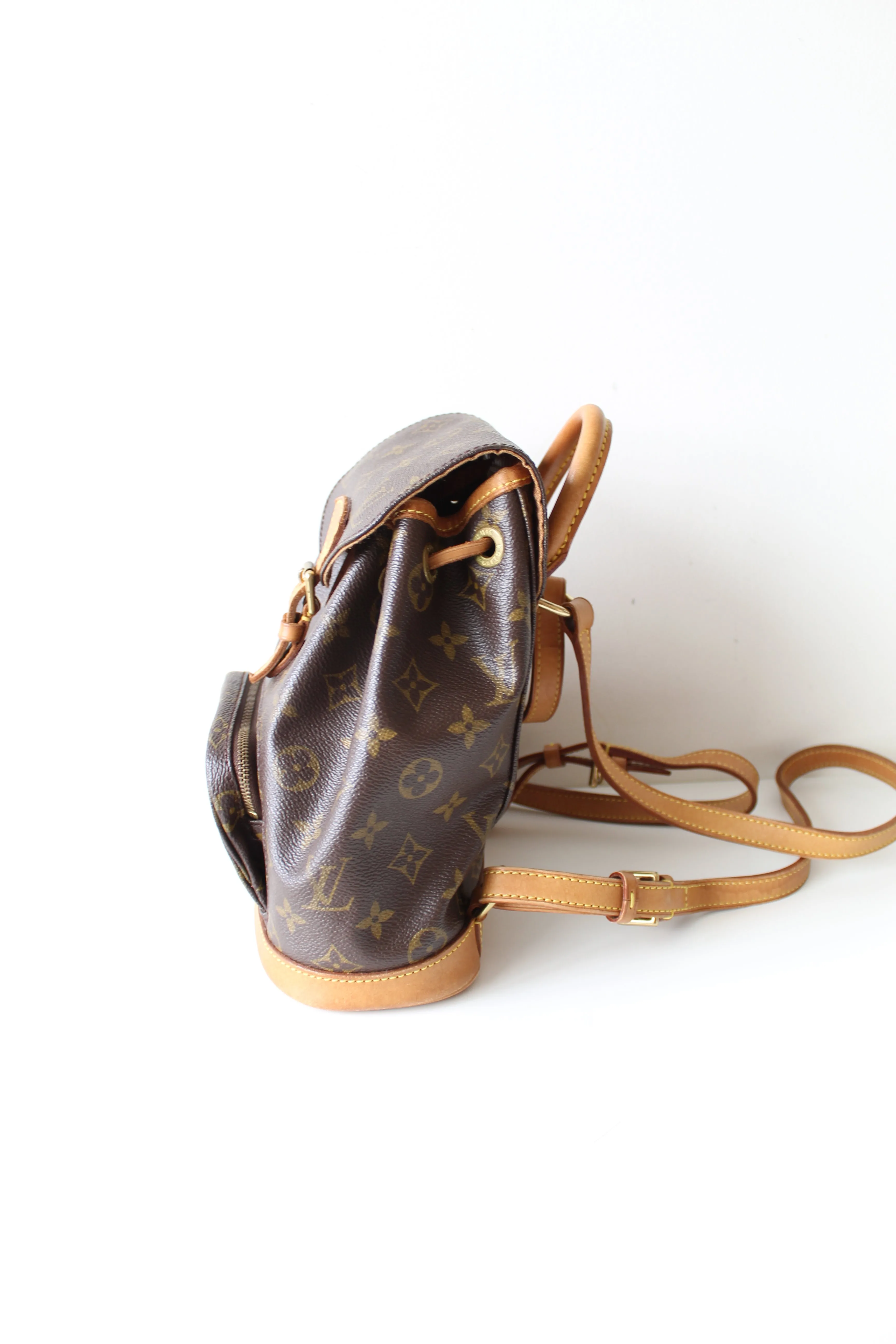 Louis Vuitton Montouris Mini