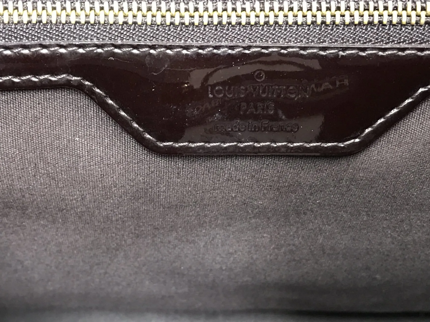 LOUIS VUITTON Vernis Leather Wilshire GM Satchel Wine Red