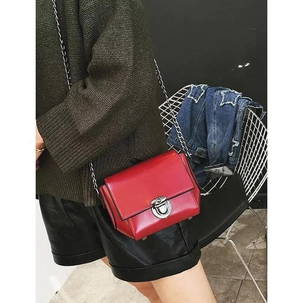 <bold>Crossbody / Shoulder Bag <br>Vegan-Leather