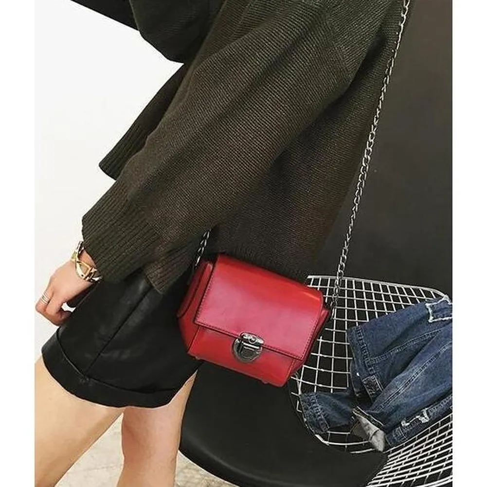 <bold>Crossbody / Shoulder Bag <br>Vegan-Leather