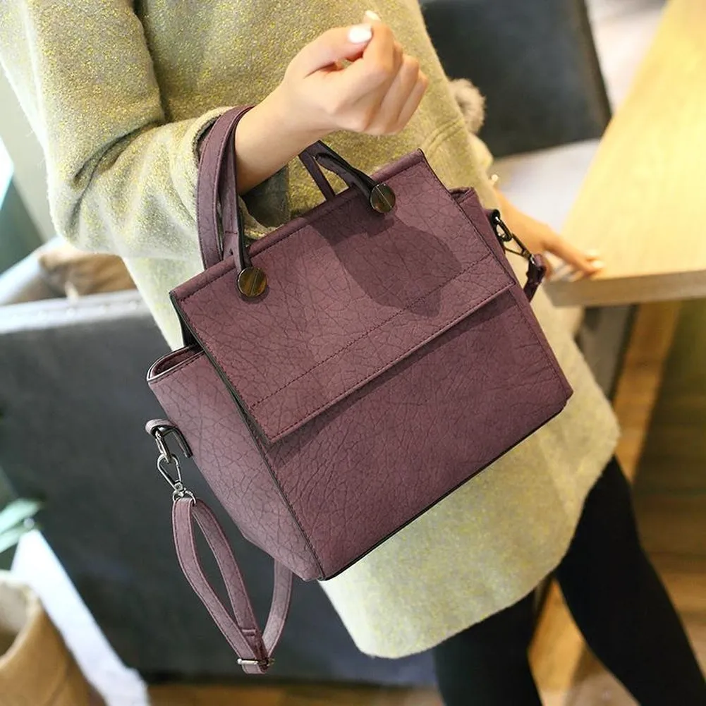 <bold>Messenger / Crossbody Bag  <br>Vegan-Leather
