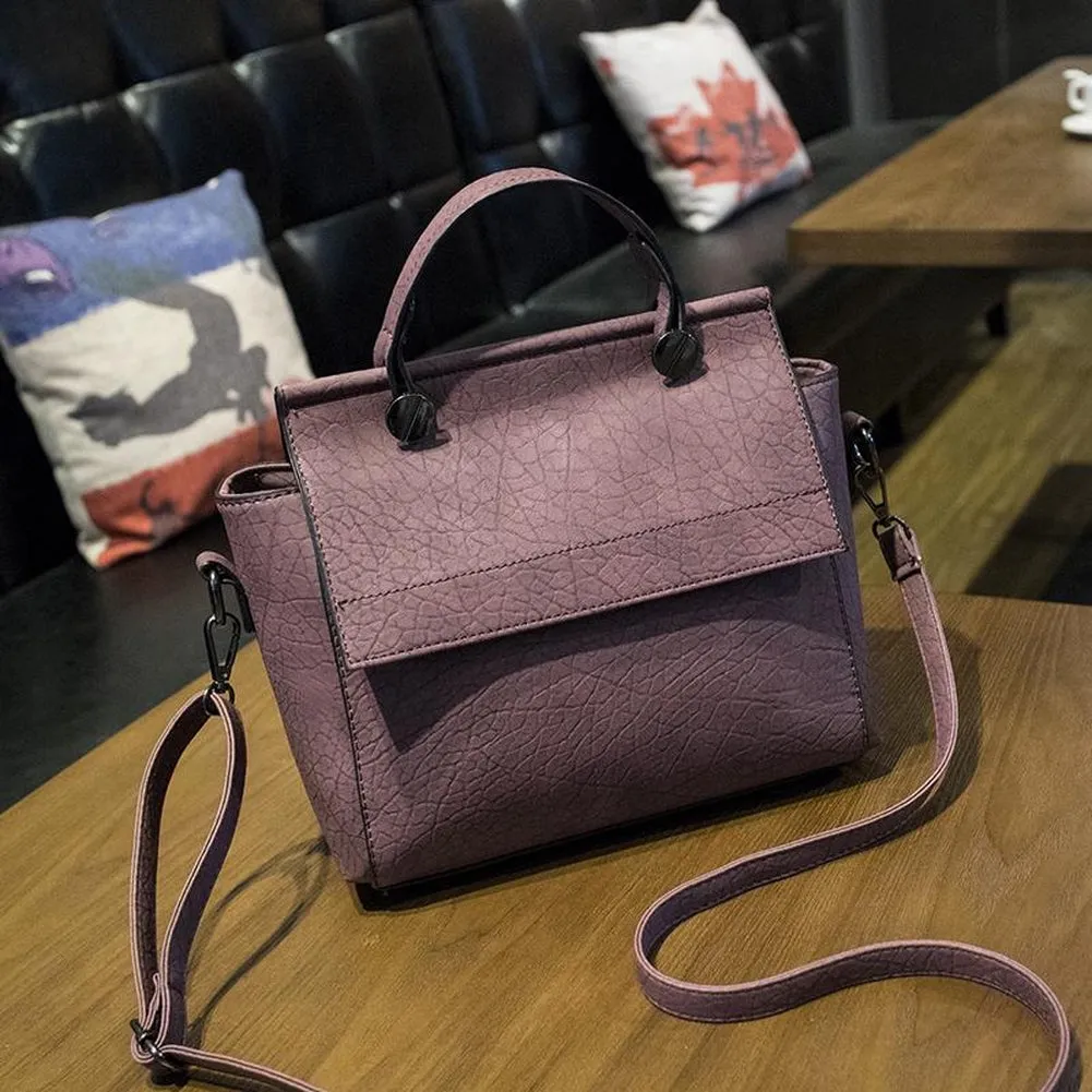 <bold>Messenger / Crossbody Bag  <br>Vegan-Leather