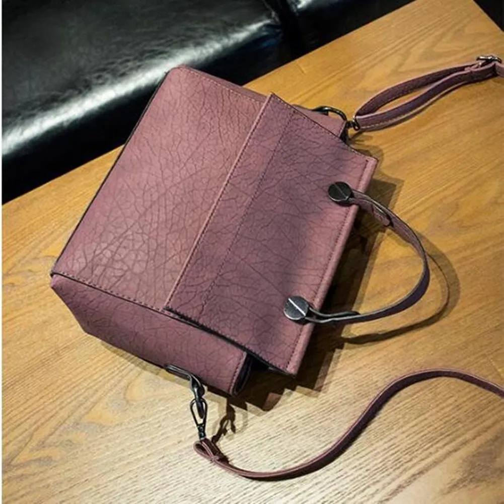 <bold>Messenger / Crossbody Bag  <br>Vegan-Leather