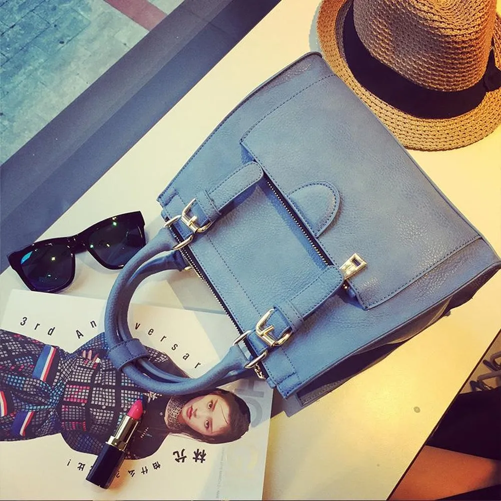 <bold>Messenger / Shoulder Bag  <br>Vegan-Leather