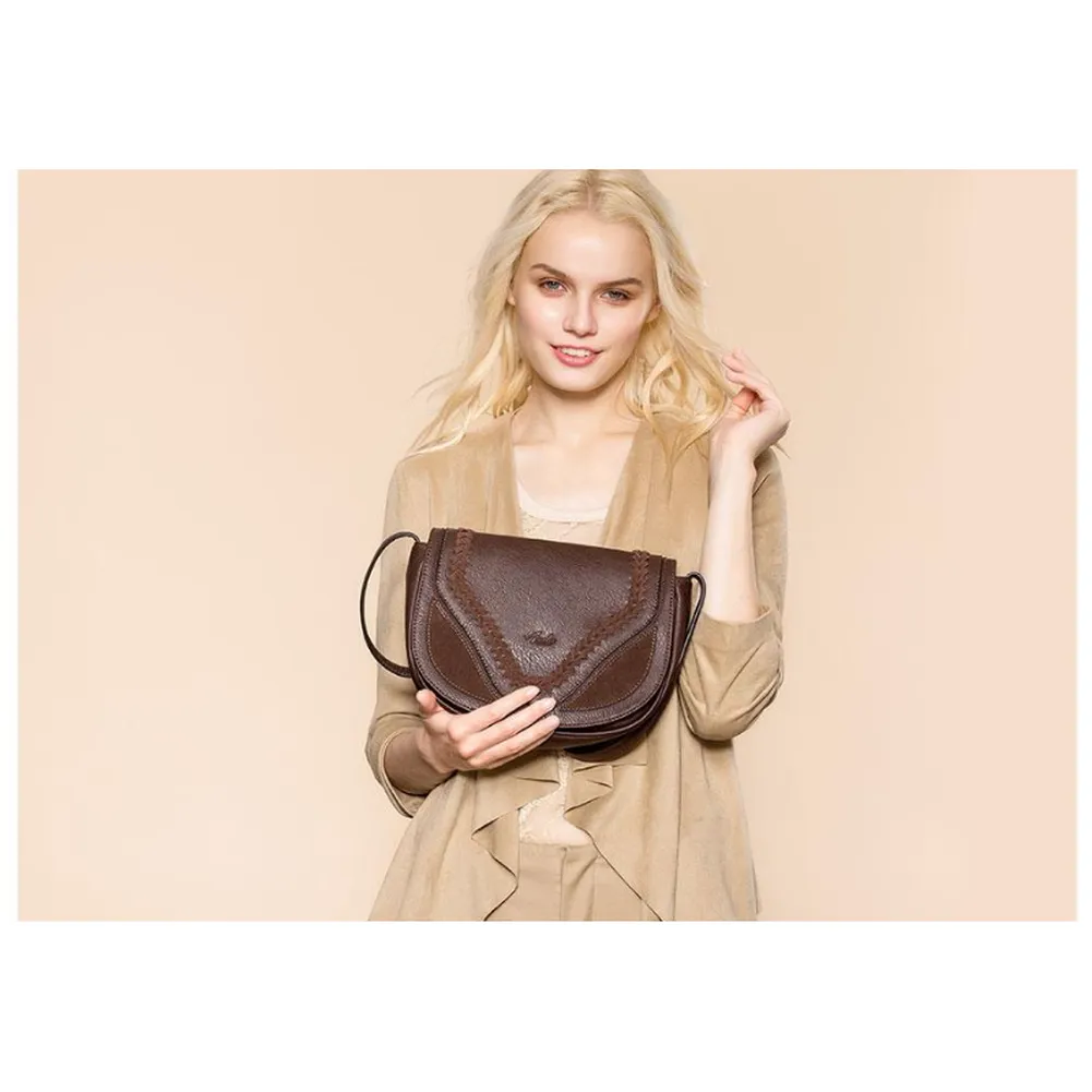 <bold>Shell  / Crossbody Bag  <br>Vegan-Leather