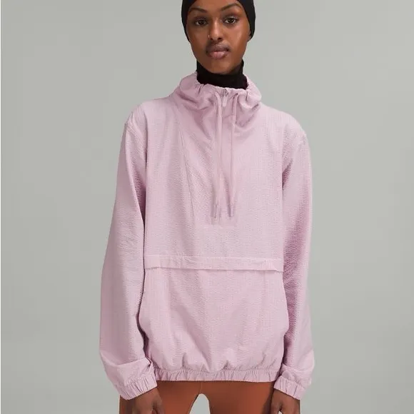 Lululemon Athletica Pack Light Oversized Pullover Lavendar Size 6 Medium NWOT