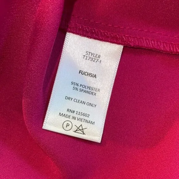 LUSH CASUAL NOTCH COLLAR BLAZER IN FUCHSIA Size Medium NWT