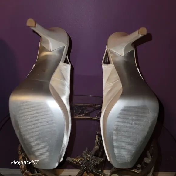 Martinez Valero Ivory (Rita) Satin Platform Peep Toe Sling back Heels Sz: 10 M